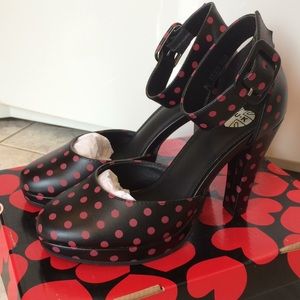 T.U.K. Black Red Polka Dot Starlet Heels 7.5/8